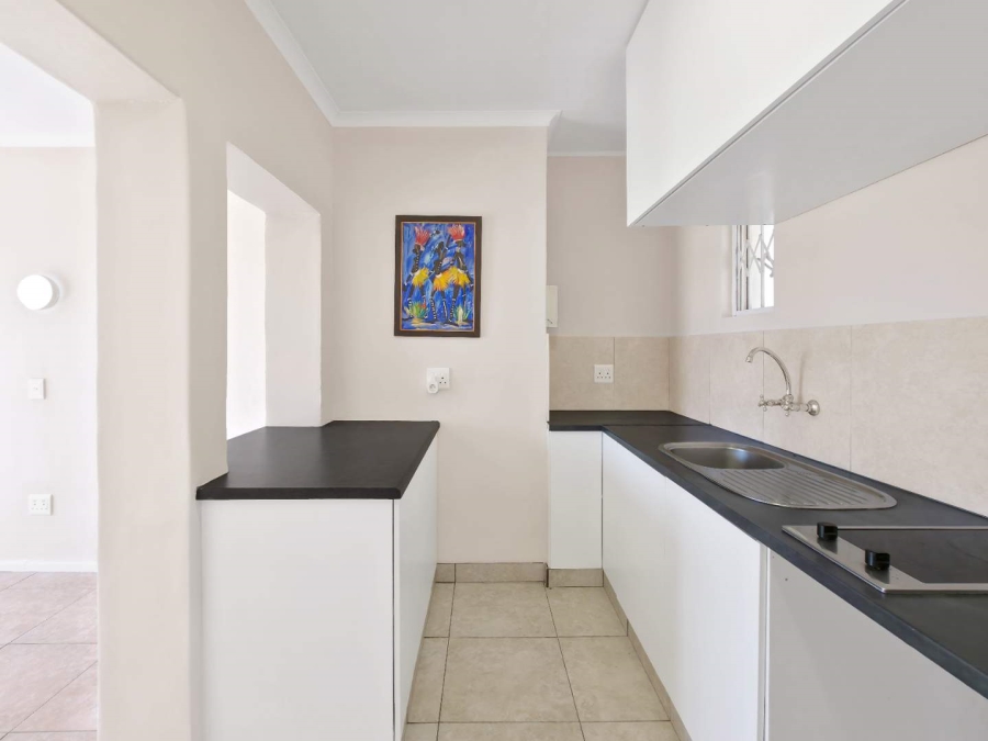 1 Bedroom Property for Sale in Gardens Western Cape